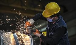 Ücretli çalışan sayısı yıllık yüzde 2,4 arttı