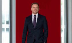 Akbank’tan büyük dil modeli atılımı