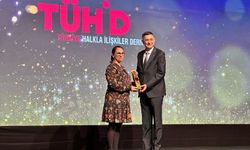 GAZİANTEP SANAYİ ODASI’NA ALTIN PUSULA ÖDÜLÜ