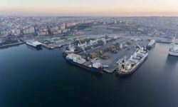 Bandırma Limanı'nda 2025'te dış ticaret hacmi 2,2 milyar doları aştı
