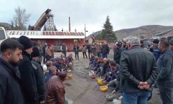 Amasya'da maden işçileri maaşlarını alamadıkları gerekçesiyle iş durdurma kararı aldı