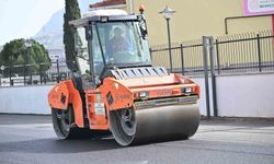 Büyükşehirden hastane otoparkına 2 bin ton sıcak asfalt