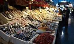 Mersin'de Ramazan'da balık fiyatları düştü, satışlar arttı