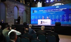 Bakan Işıkhan: ''İş gücü piyasalarında yaşanan küresel değişimleri risk değil fırsat olarak görüyoruz''