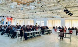 Buldanlı üzüm üreticileri bilgilendirildi