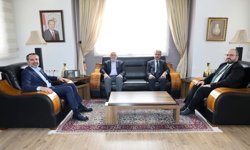Ticaret Borsası Başkanı Dumandağ, Başkan Şerifoğulları'yla bir araya geldi