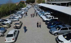 Demirci'de klasik otomobil rüzgarı