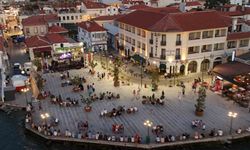Ayvalık, tarihi Gümrük Meydanı'na kavuştu