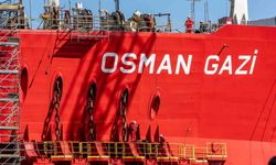 Türkiye'nin ilk yüzer üretim platformu Osman Gazi görev yerine uğurlanıyor