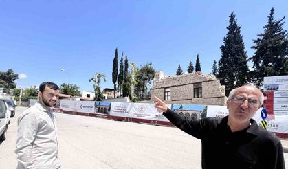 Depremin yıktığı tarihi mekanların restorasyonları bekleniyor