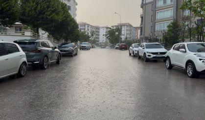 Gaziantep’te sağanak hayatı olumsuz etkiledi