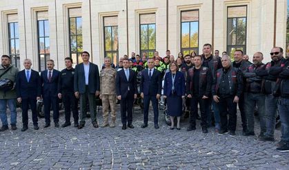 "Kebap dumansız, motor kasksız olmaz" sloganıyla kask farkındalığına dikkat çekildi