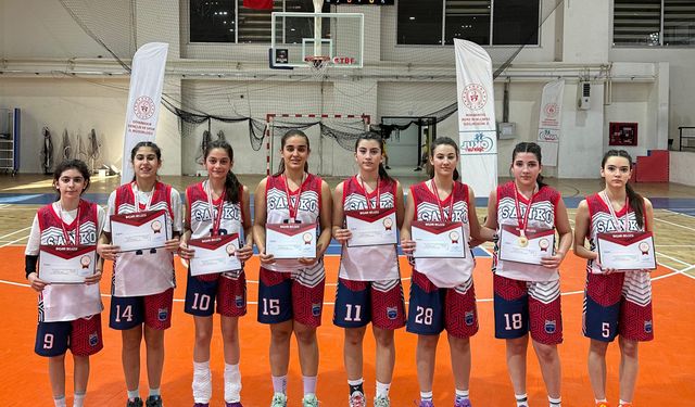 SANKO OKULLARI BASKETBOLDA NAMAĞLUP BÖLGE ŞAMPİYONU OLDU