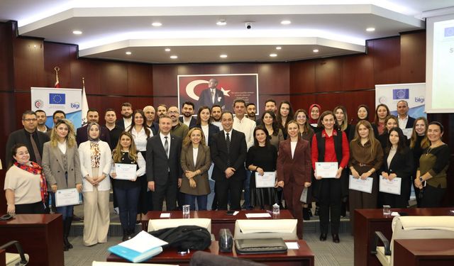 "Sürdürülebilir İşletmeler İçin Yeşil Dönüşüm Eğitim Programı" tamamlandı