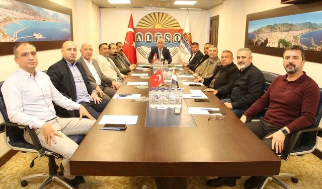 Başkan Erdem'den Alanya'ya yatırım daveti