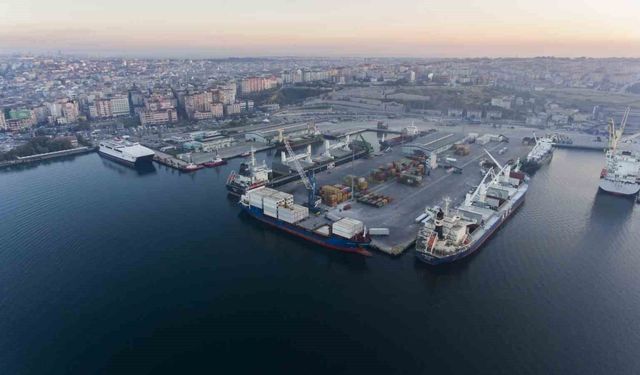 Bandırma Limanı'nda 2025'te dış ticaret hacmi 2,2 milyar doları aştı