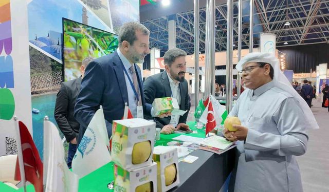 Gürsu armudu Cidde Turizm Fuarı'nda