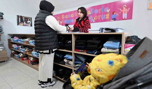Mersin Büyükşehir Belediyesi, Kıyafet Evleri ile ailelerin yükünü hafifletiyor