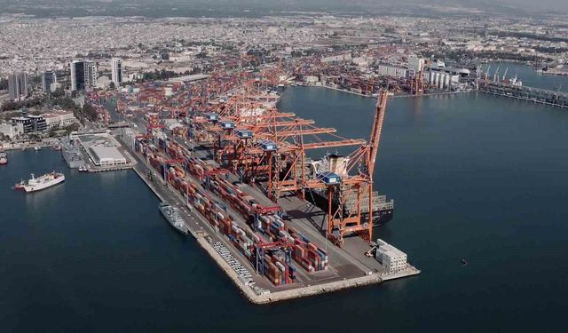 Bakan Uraloğlu: 'Yurt dışı limanlarından, limanlarımıza gelen yük miktarı önceki yılın aynı ayına göre yüzde 8,5 artarak 22 milyon 117 bin 589 ton oldu'