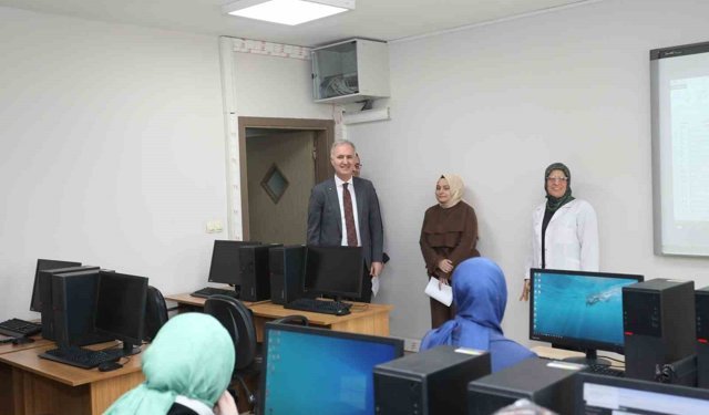 Başkan Taban'dan İNESMEK kursiyerlerine ziyaret