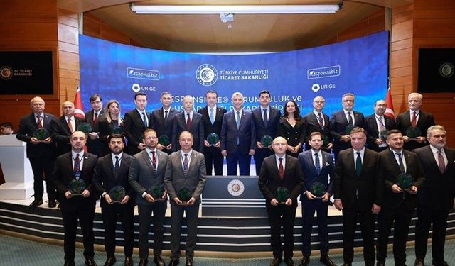 Bursa Ticaret Borsası'nın Gıda Ur-Ge Projesine Ticaret Bakanlığı'ndan 'En İyi Çıkış Yapan Ur-Ge' ödülü