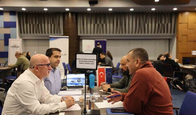 İzmir Ticaret Odası, 8 önemli kurumu üyeleri ile ayı masada buluşturdu