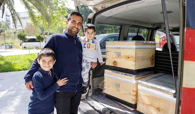 Büyükşehir'in arı kovanı destekleri devam ediyor