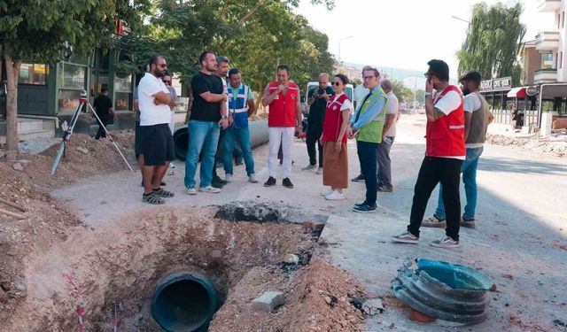 Başkan Köksal Aras mahallelerde yürütülen çalışmaları yerinde inceledi