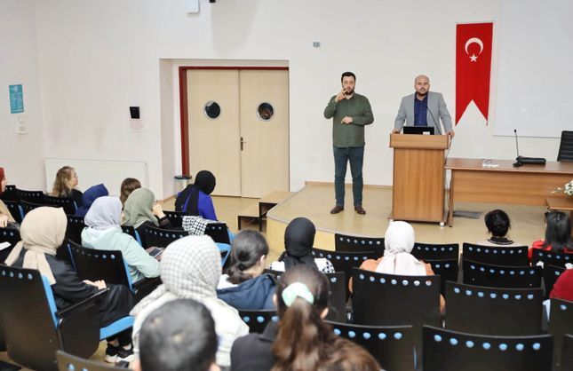 GAÜN’DE 3 ARALIK DÜNYA ENGELLİLER GÜNÜ PANELİ