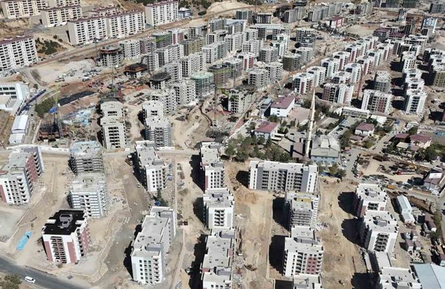 Deprem konutları hızla tamamlanıyor: 28 blokta daha sona yaklaşıldı