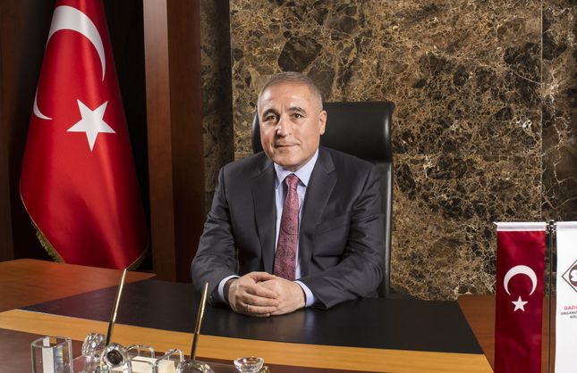 “Öğretmenler geleceği şekillendiren rehberlerdir”