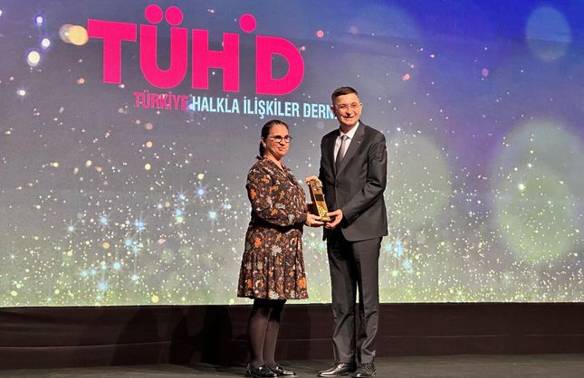 GAZİANTEP SANAYİ ODASI’NA ALTIN PUSULA ÖDÜLÜ