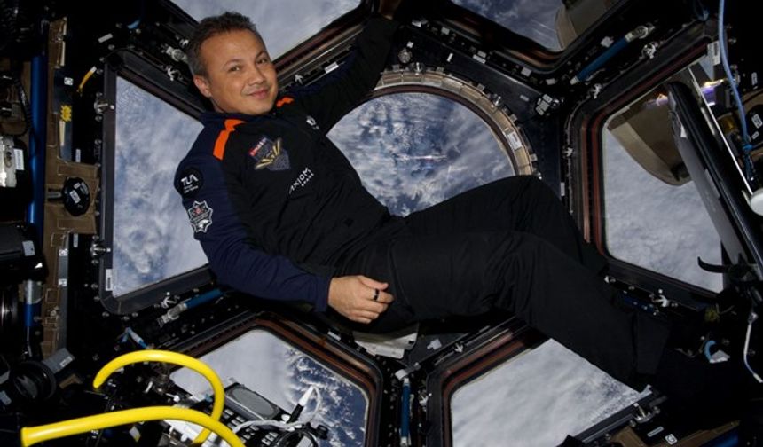 İlk Türk astronot Alper Gezeravcı'nın dönüş yolculuğu başladı