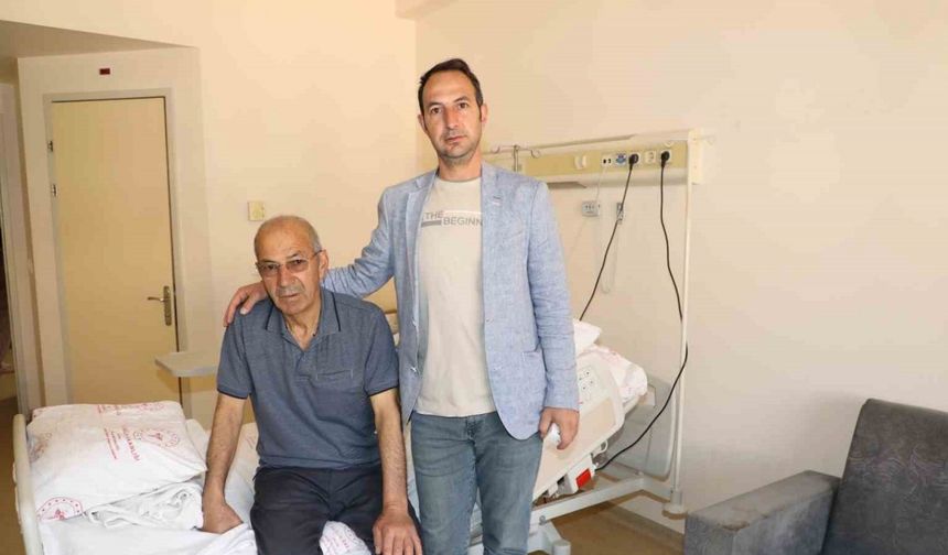 Gırtlak kanseri hasta zamanında müdahale ile sağlığına kavuştu