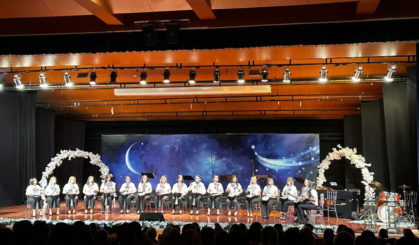 Veli Korosu TEGV’li çocuklar için sahne aldı