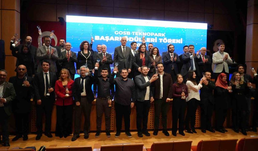 GOSB Teknopark'ta Ar-Ge ve inovasyonun başarıları ödüllendirildi