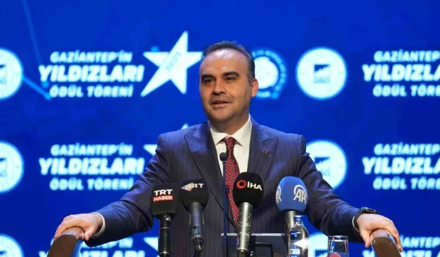 Bakan Kacır: 'Proje, 120 bin metreküp su iletim kapasitesiyle Gaziantep OSB'mizin sanayi suyu ihtiyacını sorunsuz şekilde karşılayacak'