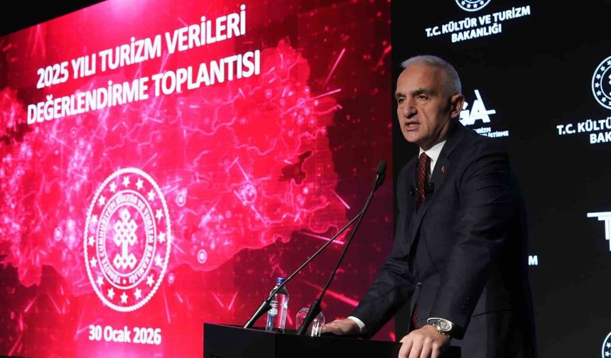 Bakan Ersoy: '2025 turizm geliri 65,2 milyar dolar'