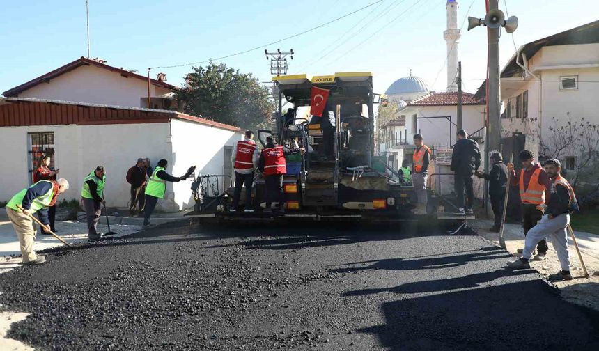 Gökova mahallesinin yolları yenileniyor