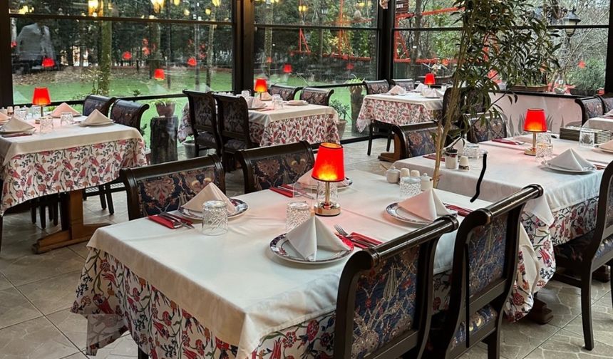 TÜRES'ten işletmelere çağrı: ''Masa ve kuver kalktı, bedeli menüye yansıtılmamalı''