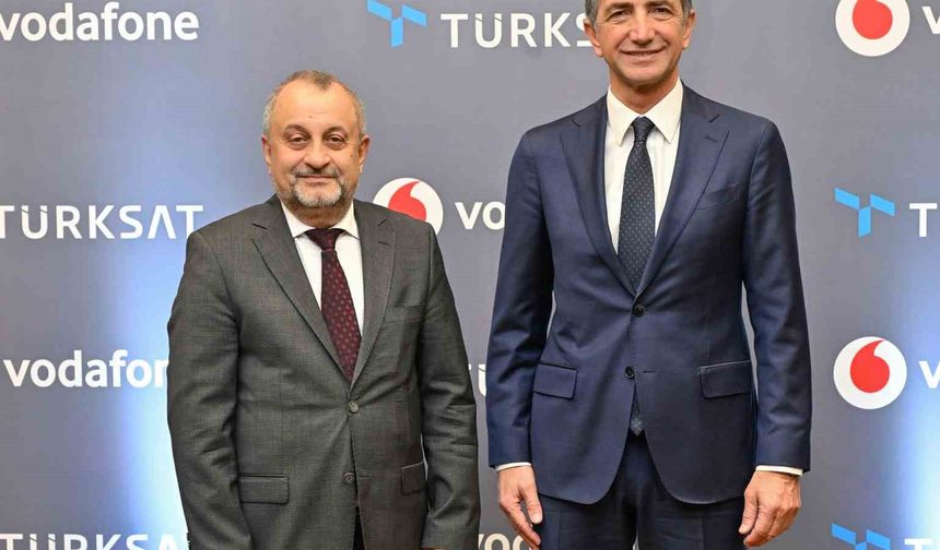Türksat ve Vodafone'dan fiber altyapıda stratejik iş birliği