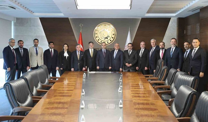 Adana'nın sanayi vizyonu bakanlıkta masaya yatırıldı