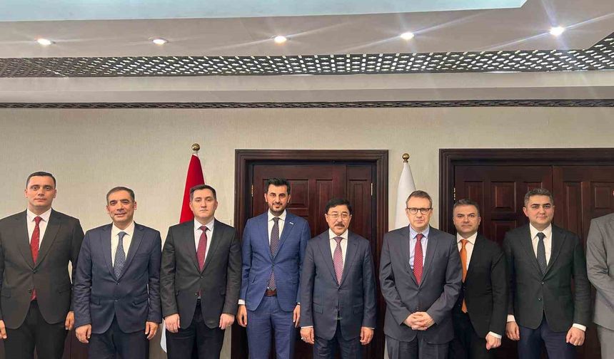 DEİK/Türkiye-Irak İş Konseyi Başkanı Halit Acar, Irak Merkez Bankası Başkanı Al-Alaq ile görüştü