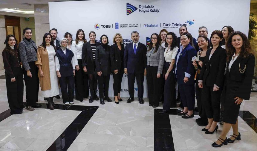 'Dijitalde Hayat Kolay' projesi kapsamında 50 bin kadına ulaşıldı