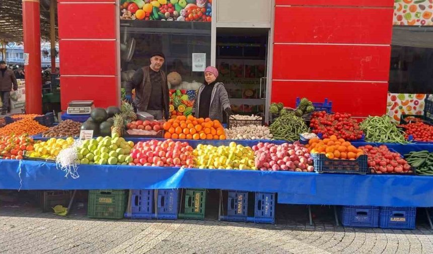 Havran'da Cuma pazarına davet: 'Alışverişinizi esnafımızdan yapın'