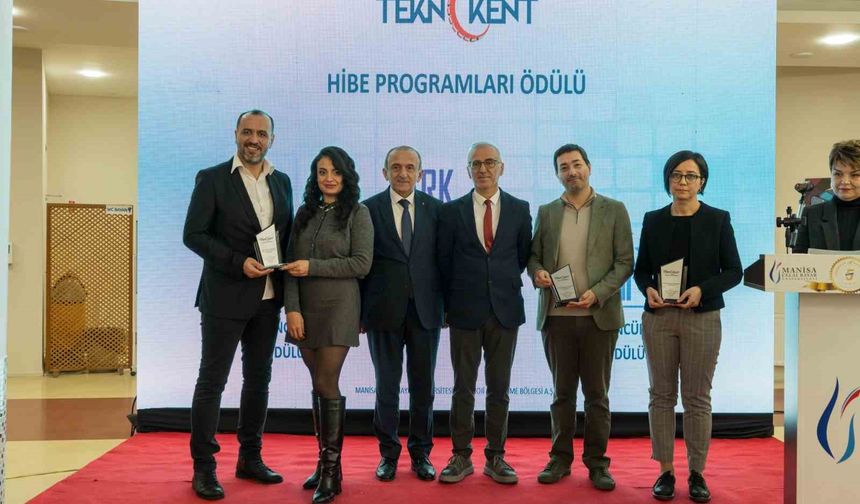Manisa CBÜ TEKNOKENT'e destek sağlayan firmalara ödül