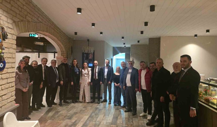 SATKOF & USTKON İzmir Ofisi'nde istişare ve iftar buluşması düzenlendi
