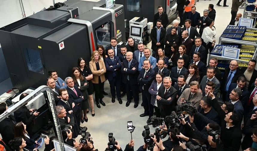 Vali Köşger; 'Model fabrika ile Denizli'ye önemli bir yatırım kazandırılmış oldu'