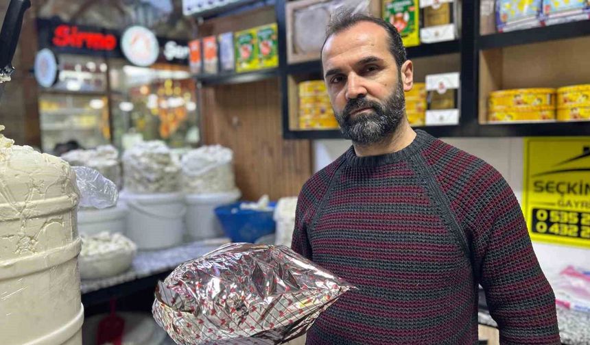 Van otlu peyniri hem sofralık hem hediyelik olarak tercih ediliyor