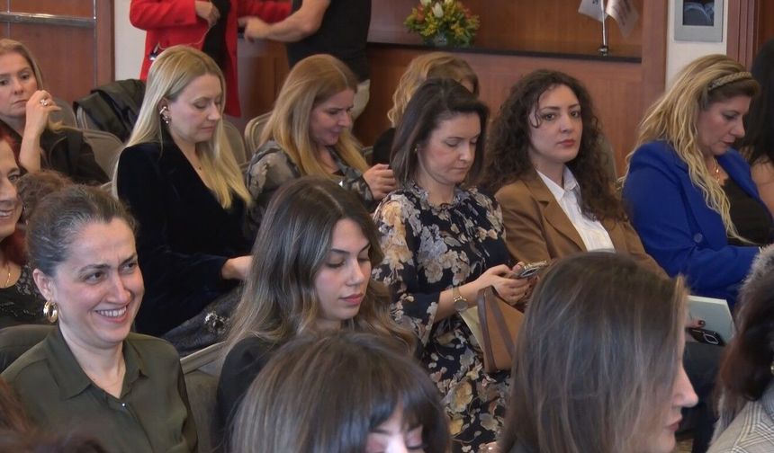 Kadın brokerler 'Bir kadın bin hikaye' etkinliğinde buluştu